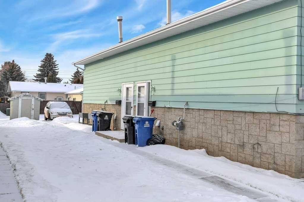 Blackfalds, AB T0M 0J0,5316 Lansdown AVE