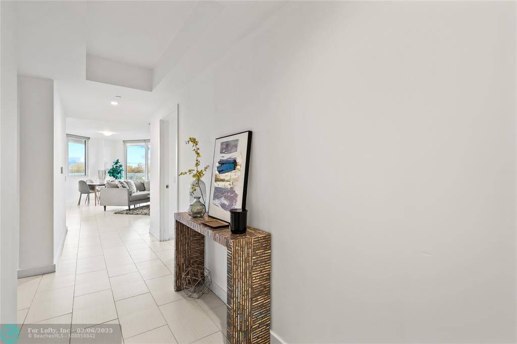 Miami, FL 33137,4250 Biscayne Blvd  #402