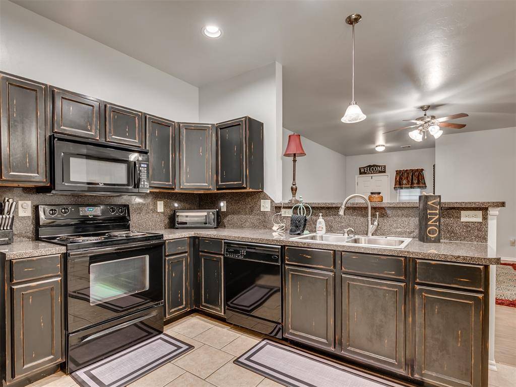 8013 Erryn Lane Oklahoma City, OK 73135
