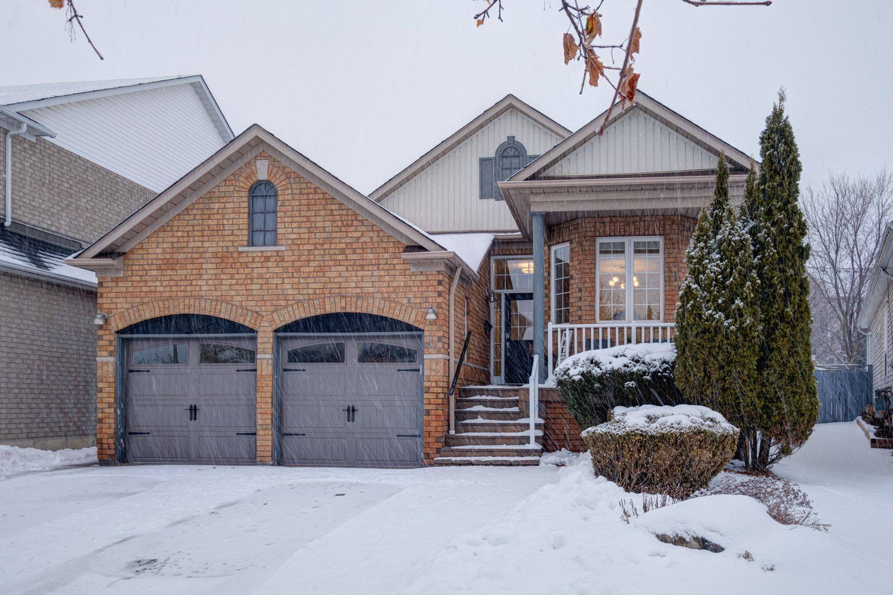 Whitby, ON L1M 1K4,30 Amanda AVE