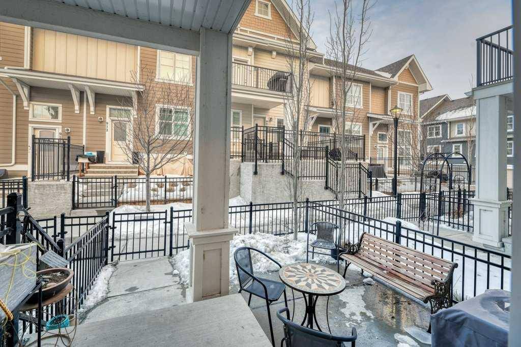 Calgary, AB T3M 2V5,913 Cranbrook WALK SE