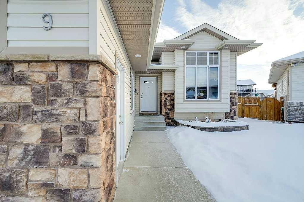 Sylvan Lake, AB T4S 2L2,9 Filbert Close