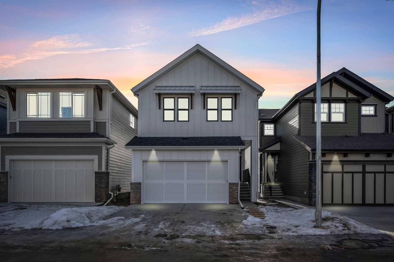 Calgary, AB T3M 3S6,330 MAGNOLIA WAY SE