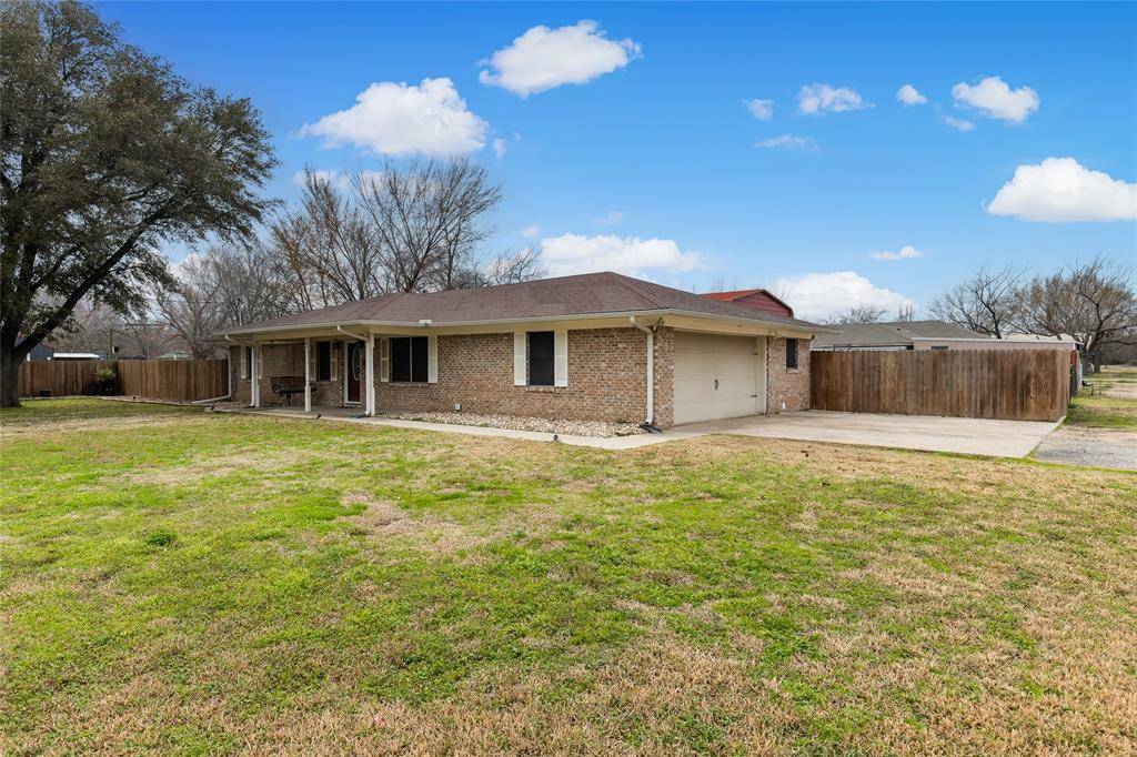 Cooper, TX 75432,700 SW 8th Street