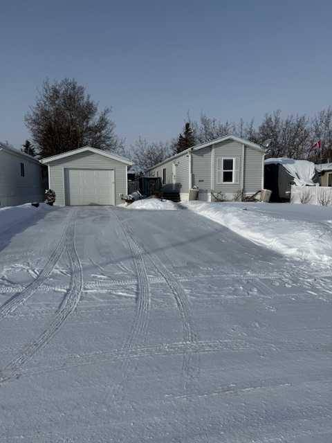 Delburne, AB T0M0V0,2122 19 AVE