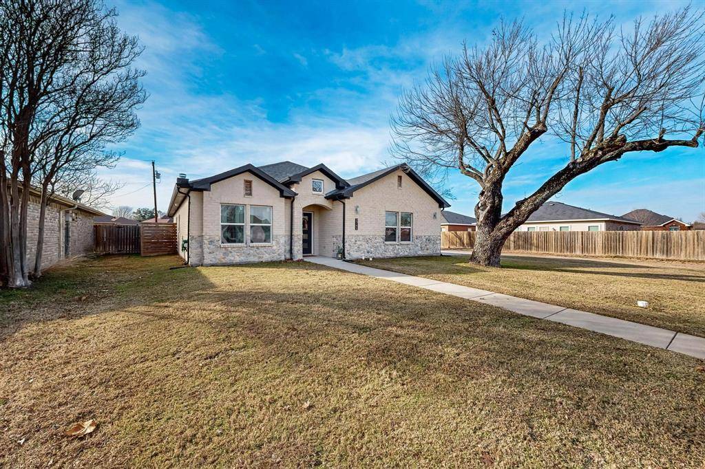 Lancaster, TX 75134,2745 Town North Drive