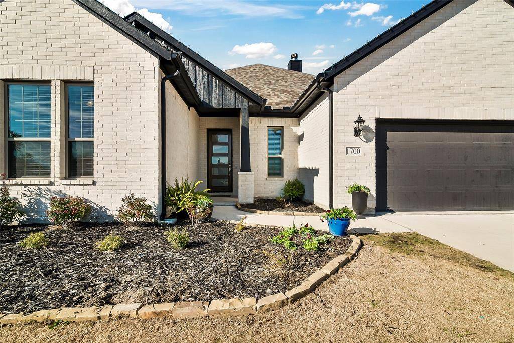 Van Alstyne, TX 75495,1700 Flint Circle