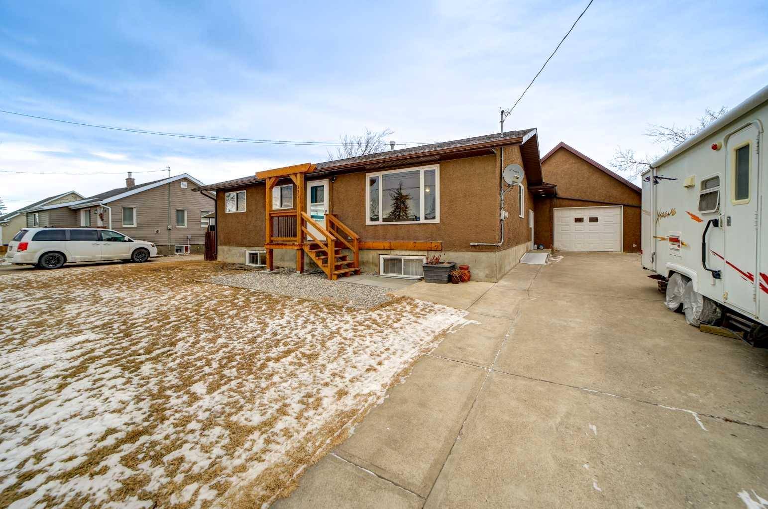 Fort Macleod, AB T0L 0Z0,135 22 ST