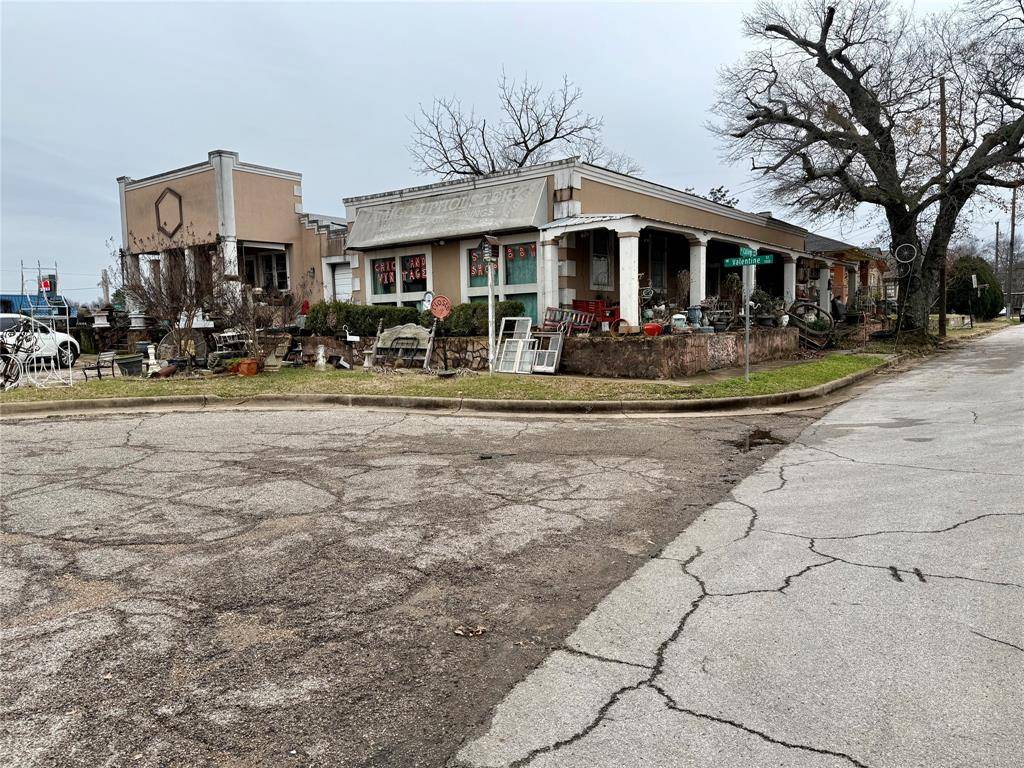 Tyler, TX 75702,110 W Valentine Street