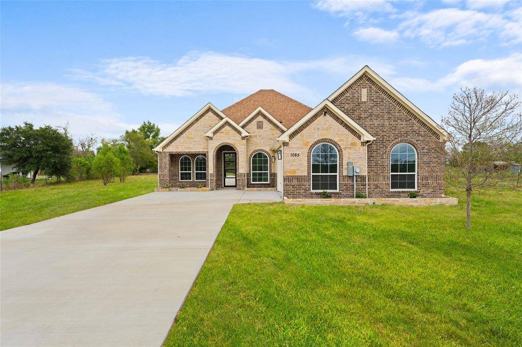 Oak Ridge, TX 75142,1085 Country Lane