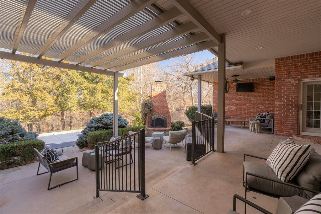 Edmond, OK 73034,917 Olde Waterfront