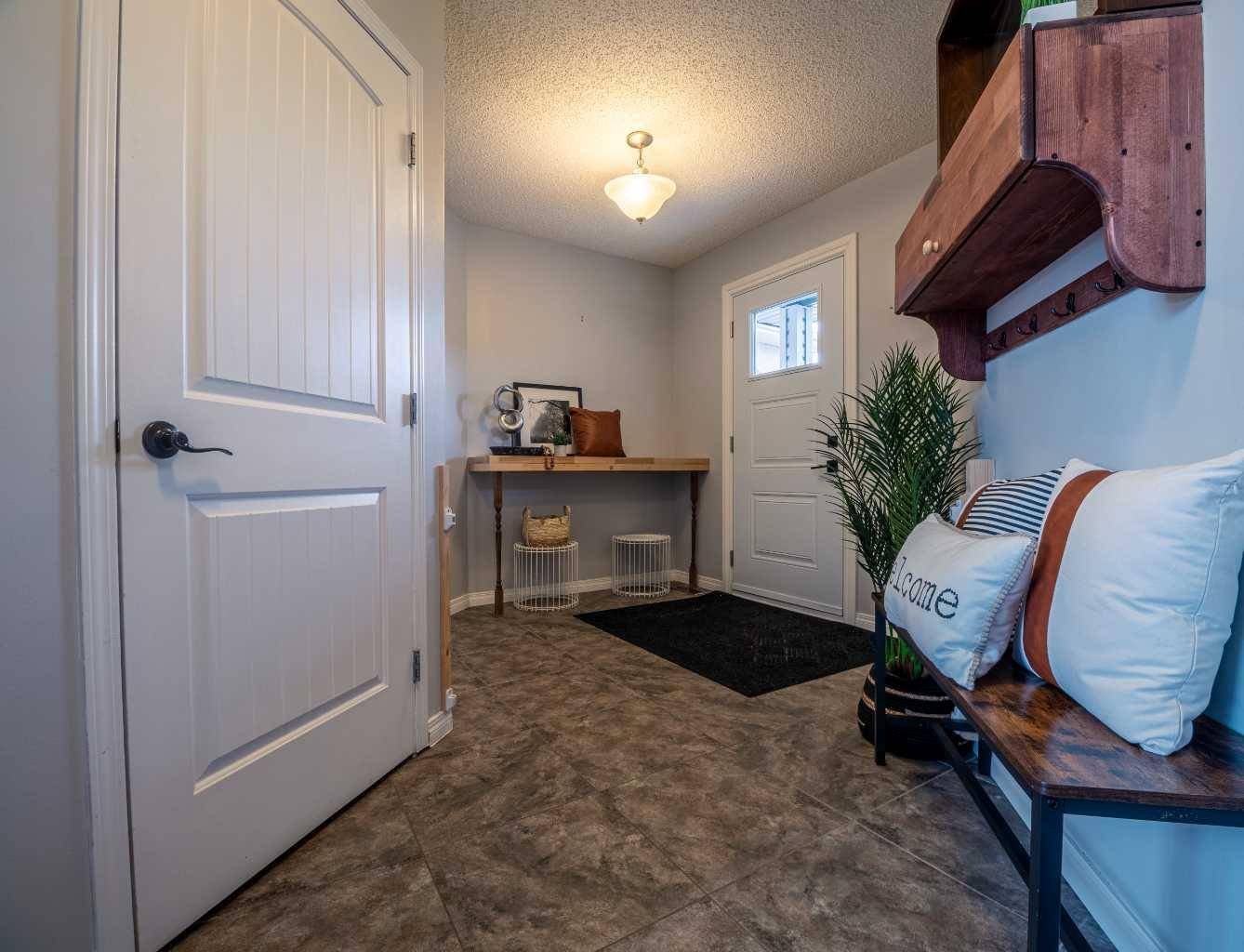 Fort Mcmurray, AB T9K 0B1,129 Paulson ST