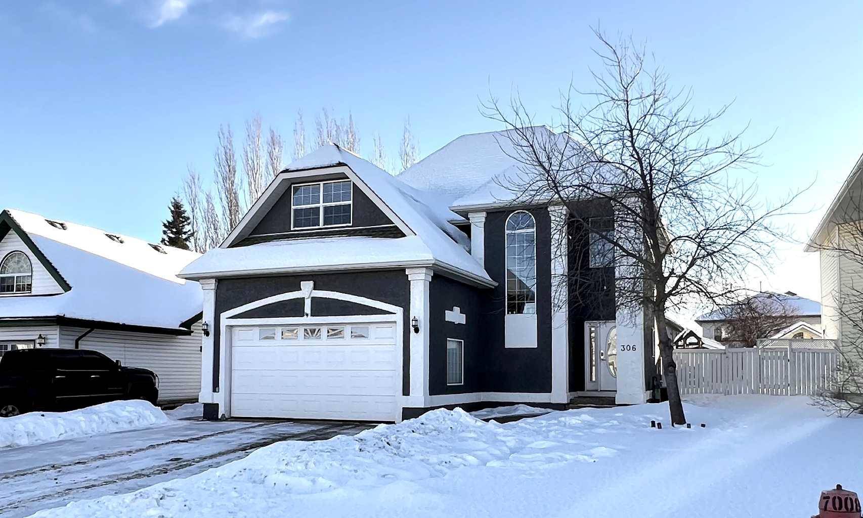 Fort Mcmurray, AB T9K 1W2,306 Berard CRES