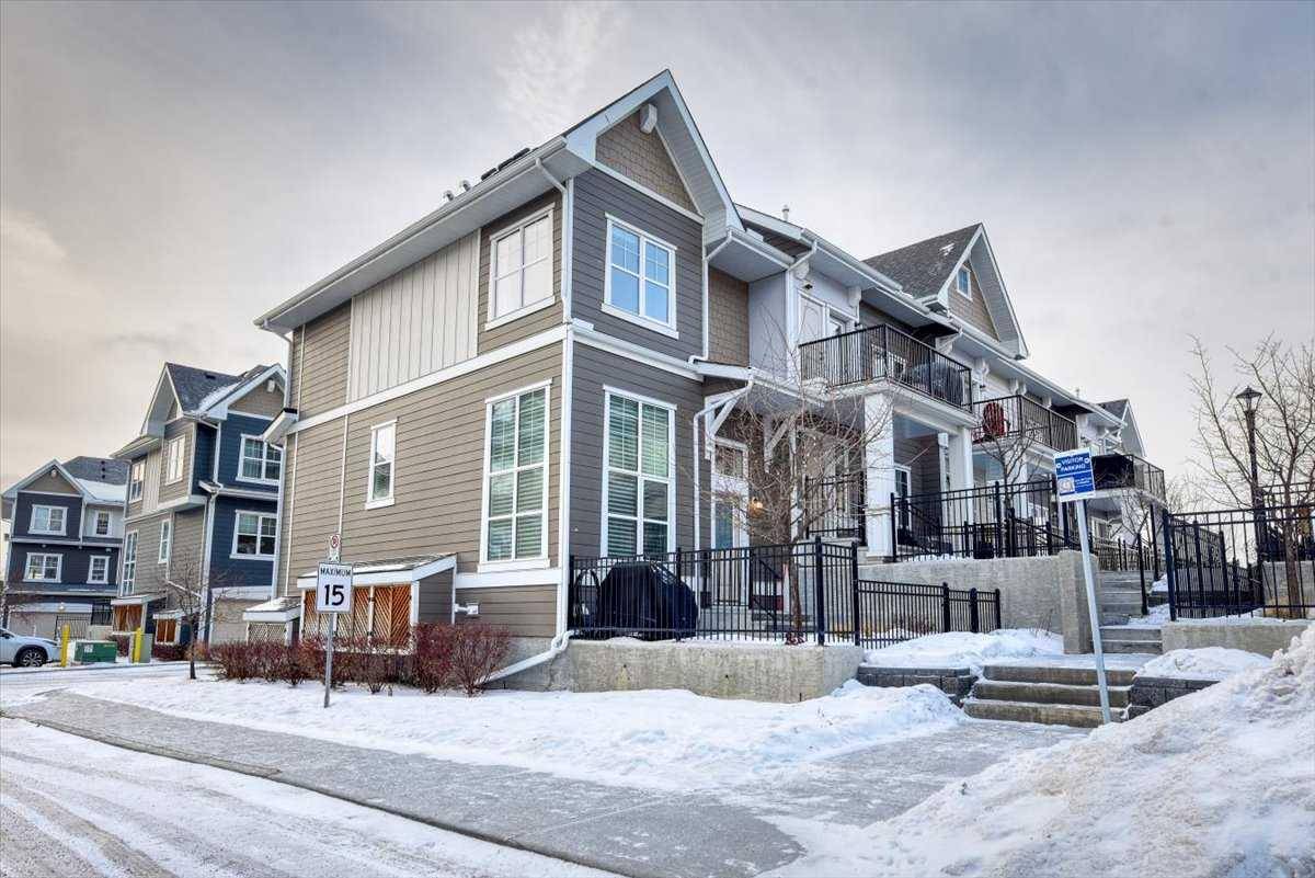 Calgary, AB T3M 2V5,1003 Cranbrook WALK SE