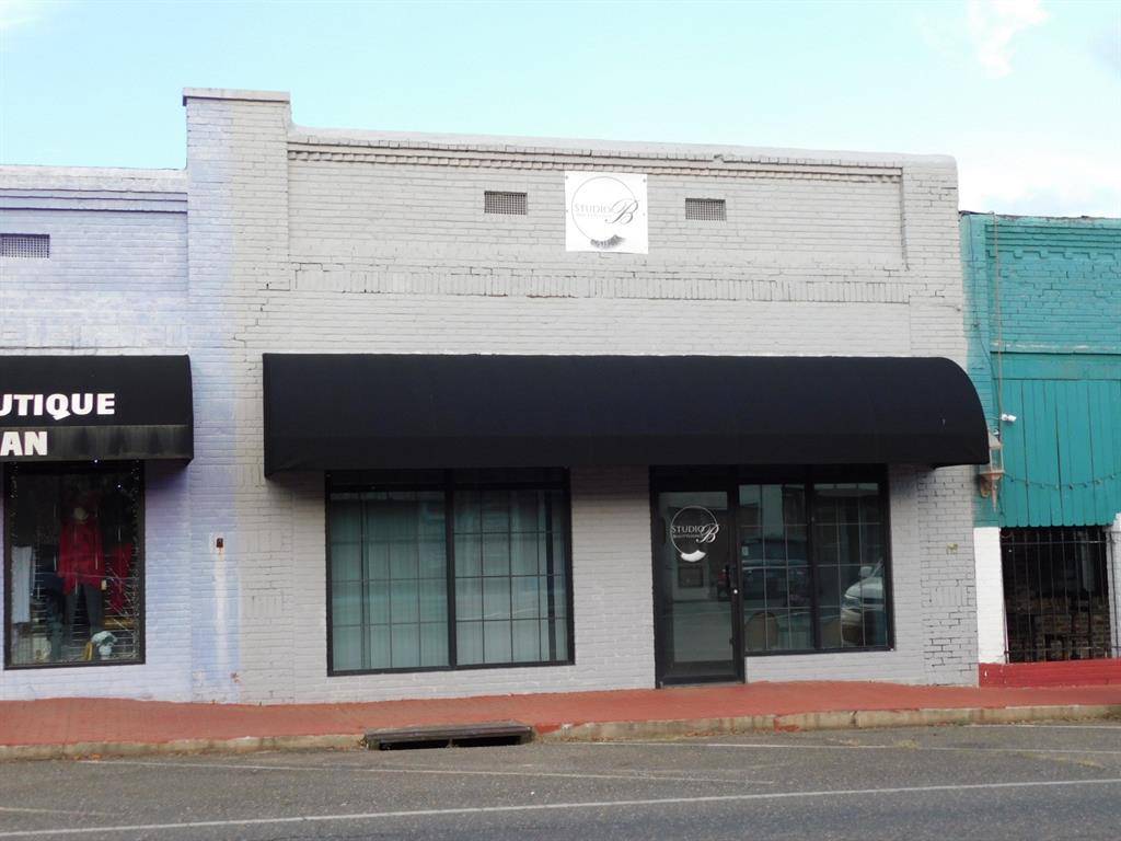 Springhill, LA 71075,123 N Main Street