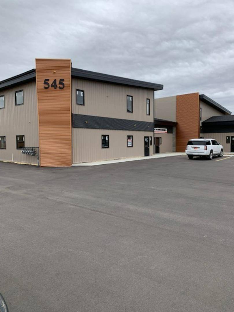 Lethbridge, AB T1J 1Y6,545 WT Hill BLVD S #20