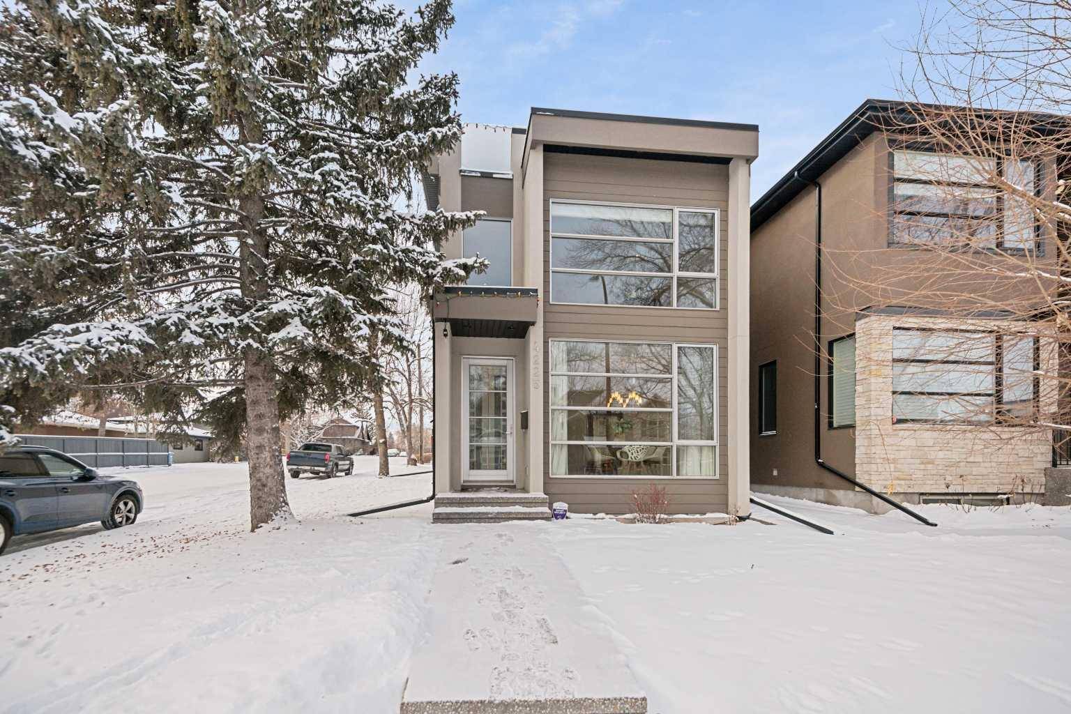 Calgary, AB T2T 4L3,4225 16A ST SW