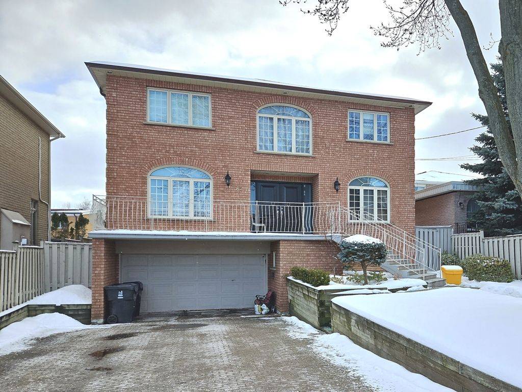 Toronto C06, ON M3H 3V8,63 Codsell AVE