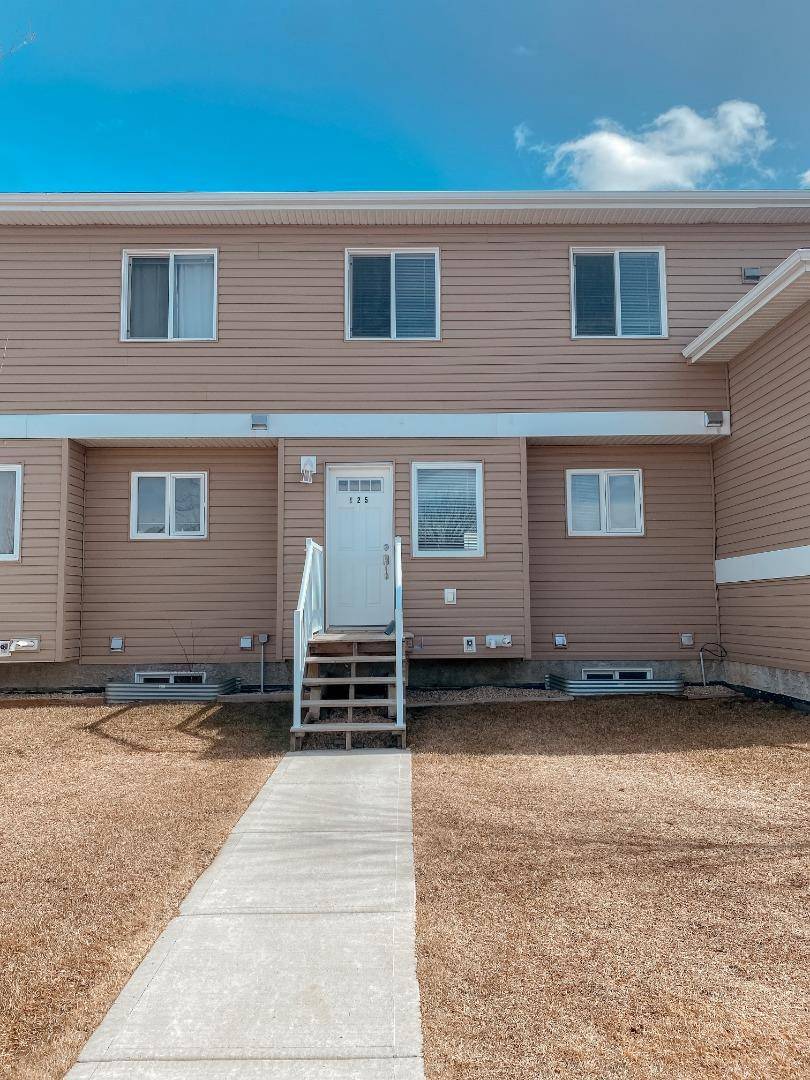 Grande Prairie, AB T8X 0E6,9105 91 ST #125