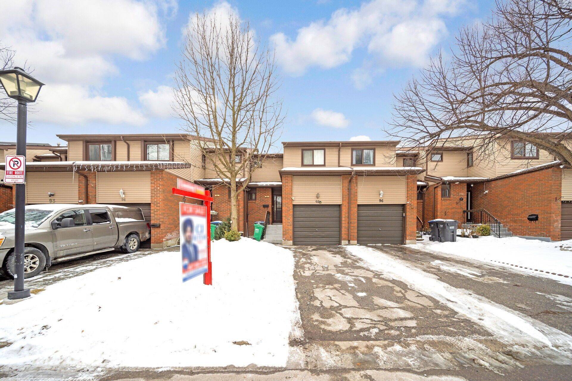 Brampton, ON L6T 3Z4,95 Carleton PL