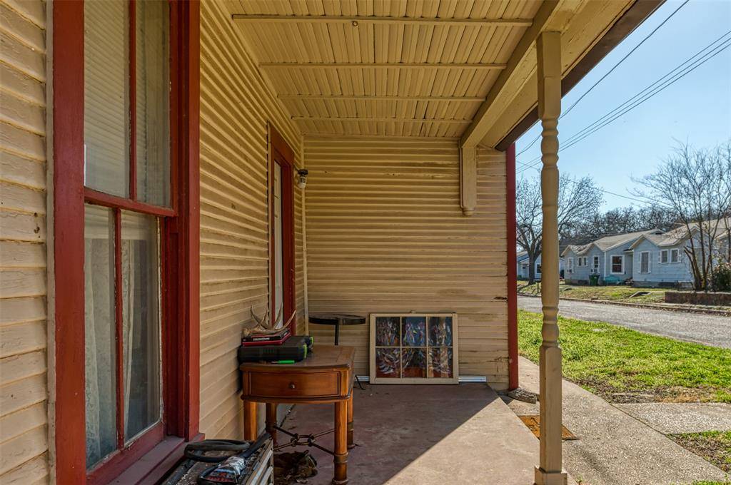 Mineral Wells, TX 76067,916 5th Avenue