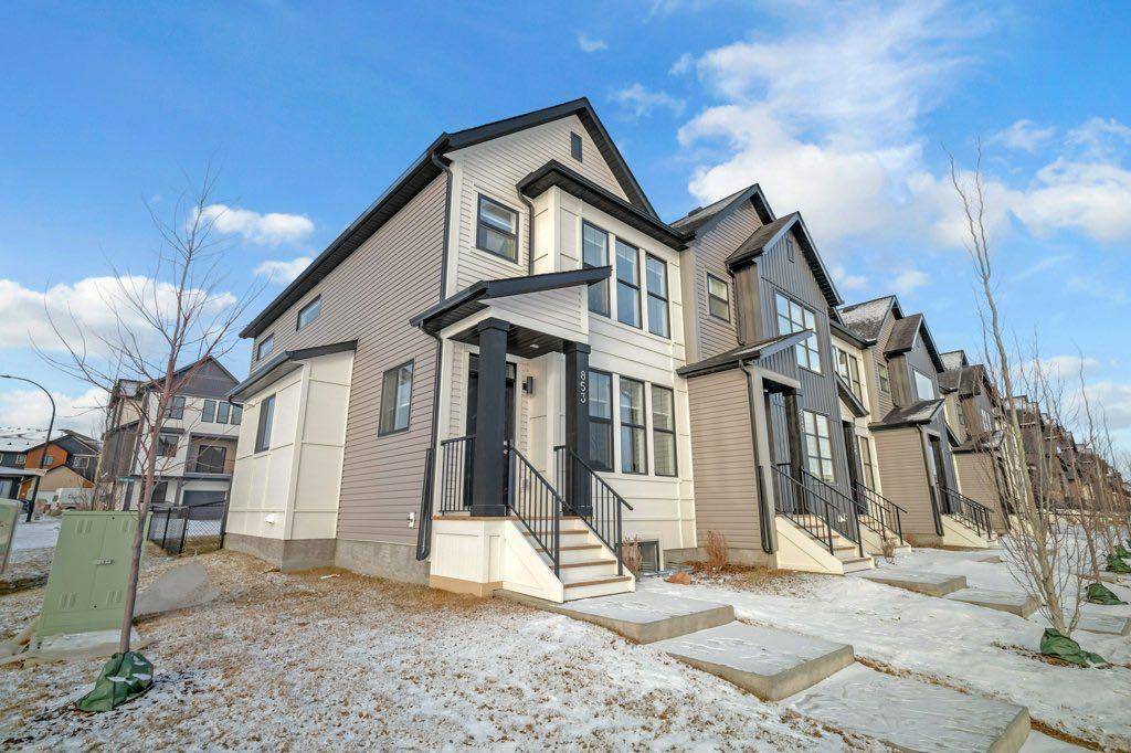 Airdrie, AB T4B0X2,853 South point Gate SW