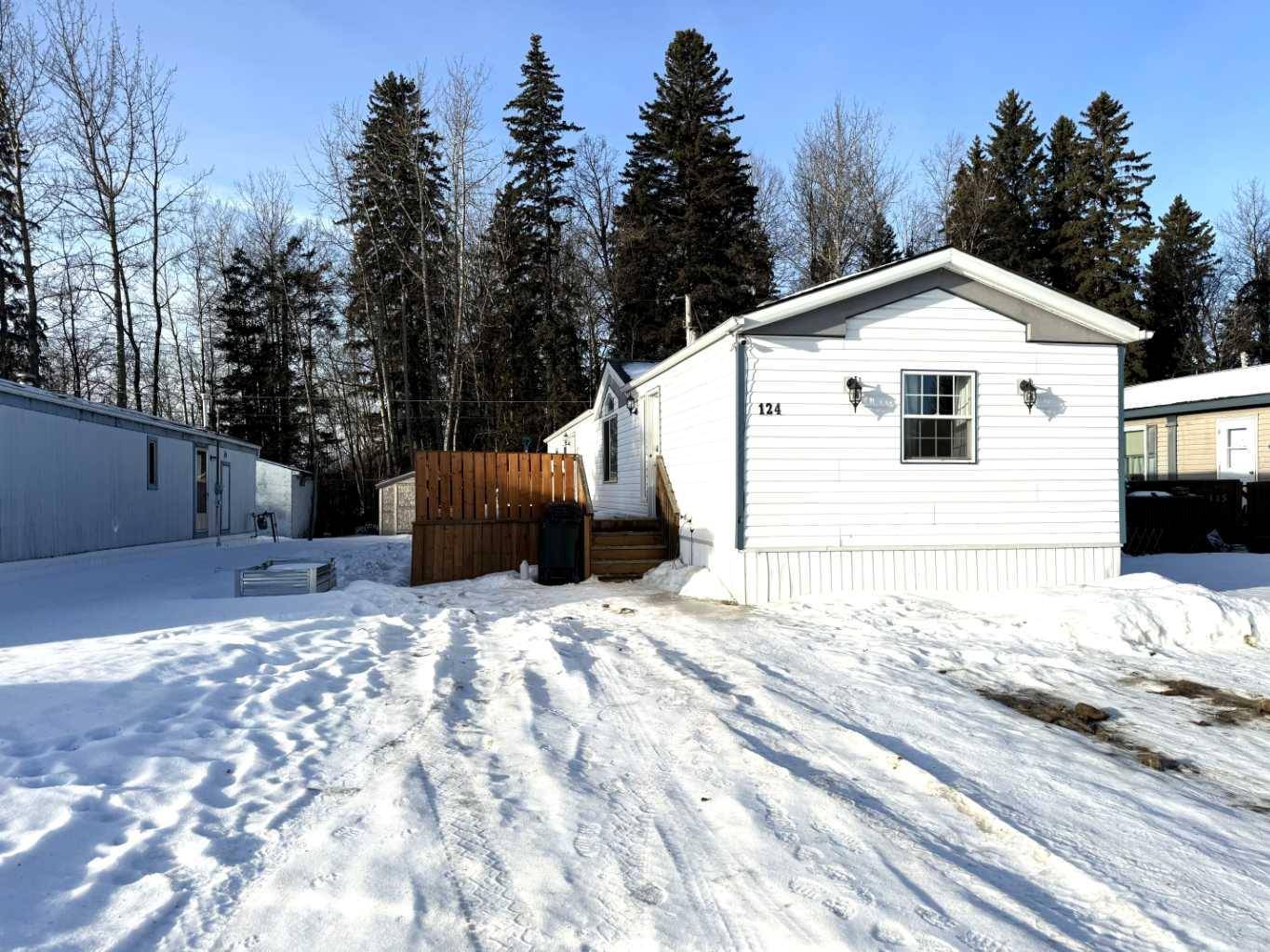 Slave Lake, AB T0G 2A1,404 6 Ave NW #124