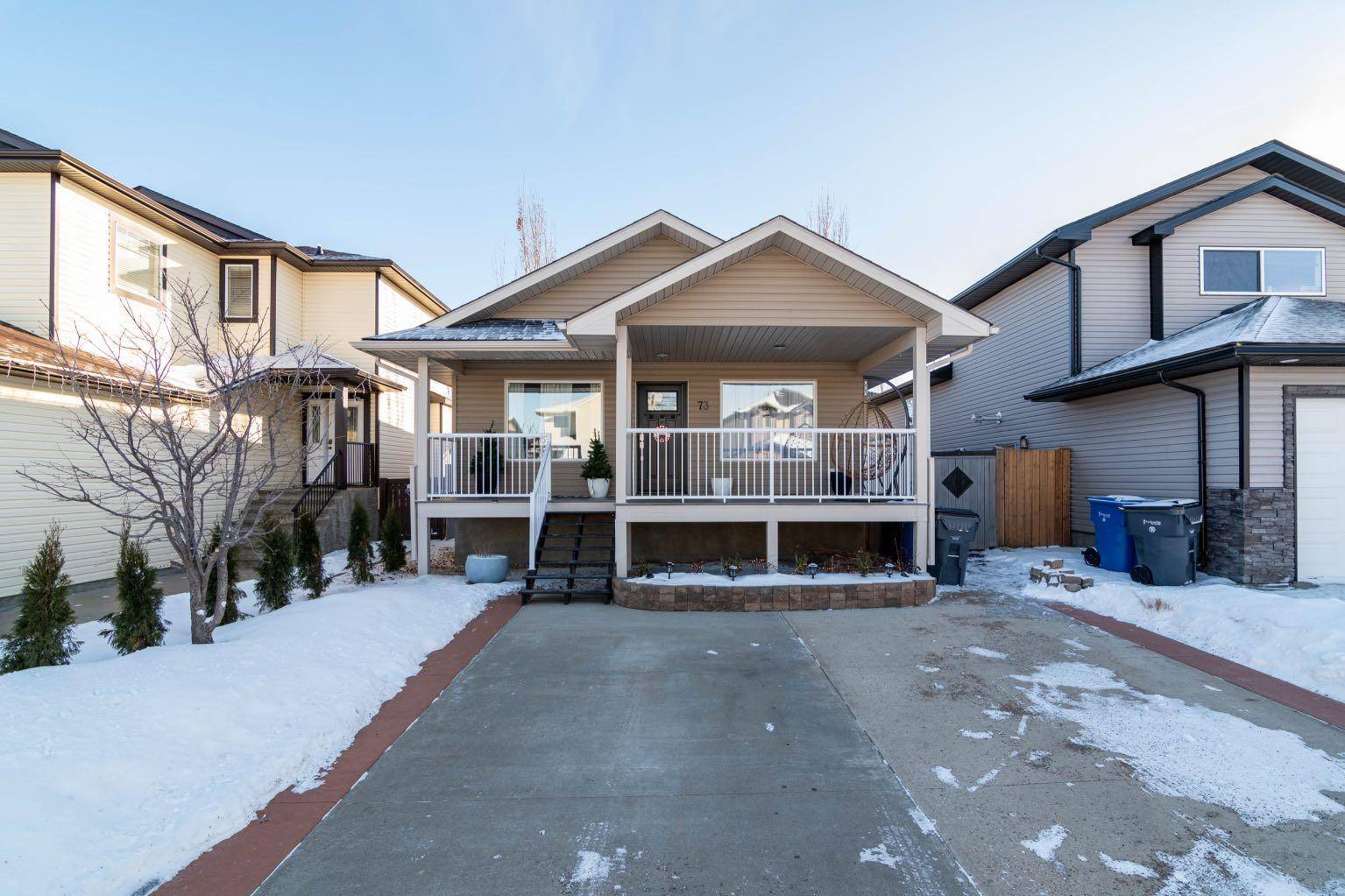 Medicine Hat, AB T1B 0H4,73 Somerset ST SE