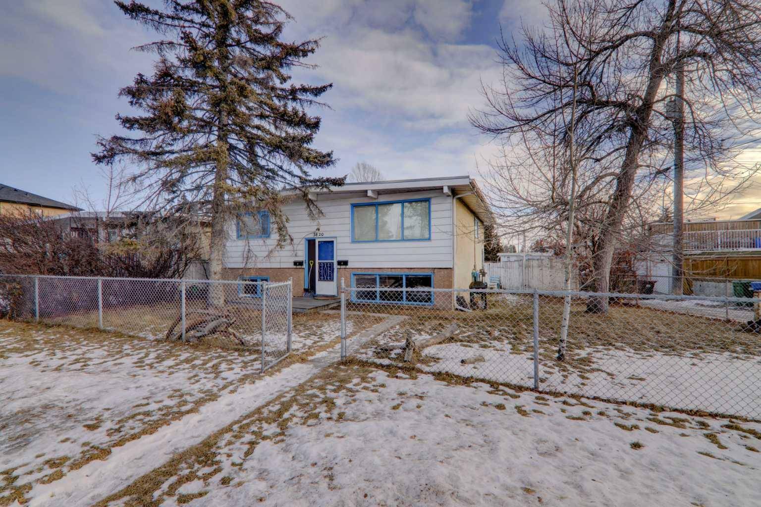 Calgary, AB T3E 3S3,3820 44 ST SW