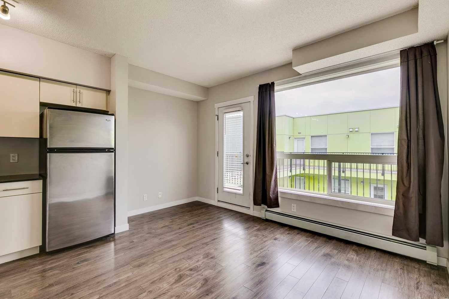 Calgary, AB T2M4Z5,1740 9 ST NW #404