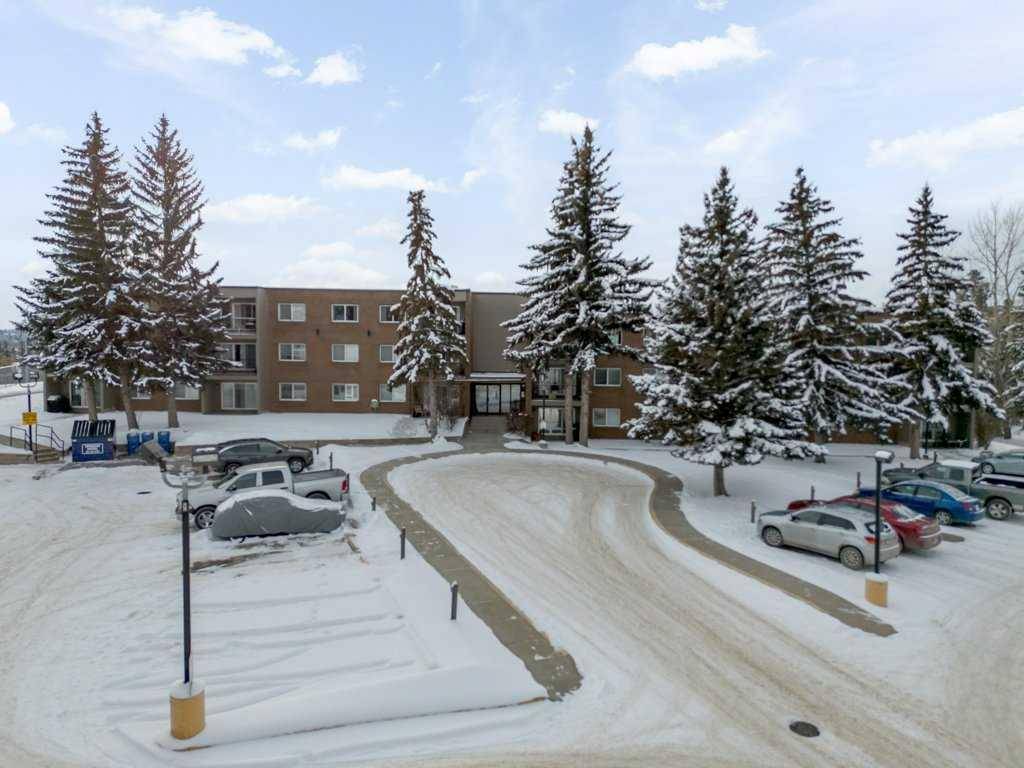 Red Deer, AB T4N 6G2,103 Hermary ST #256