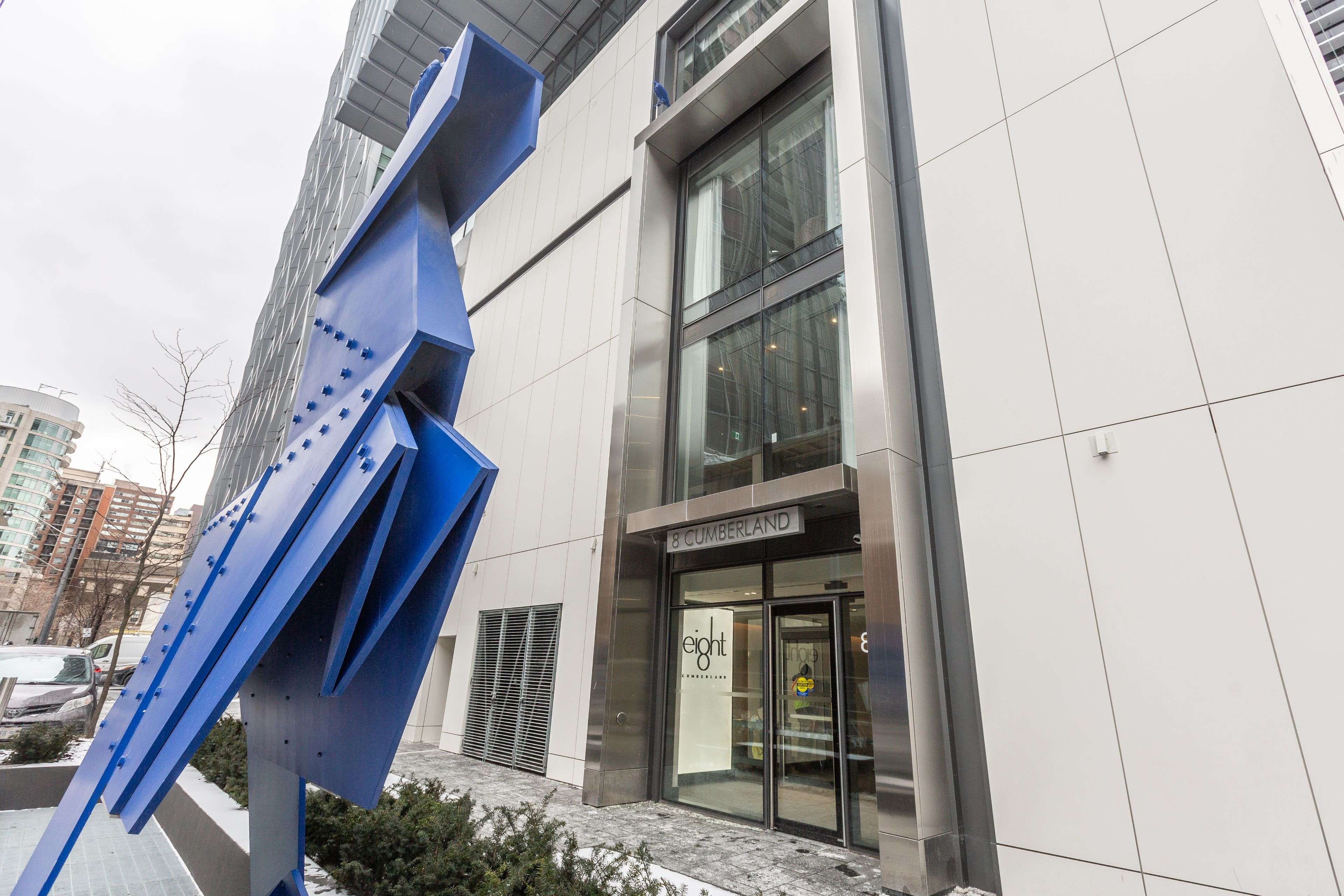 Toronto C02, ON M4W 0B6,8 Cumberland ST #2006