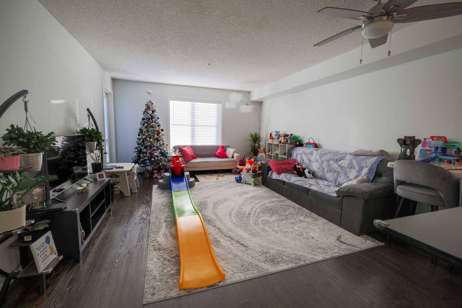 Calgary, AB T2A4Y5,1317 27 ST SE #307