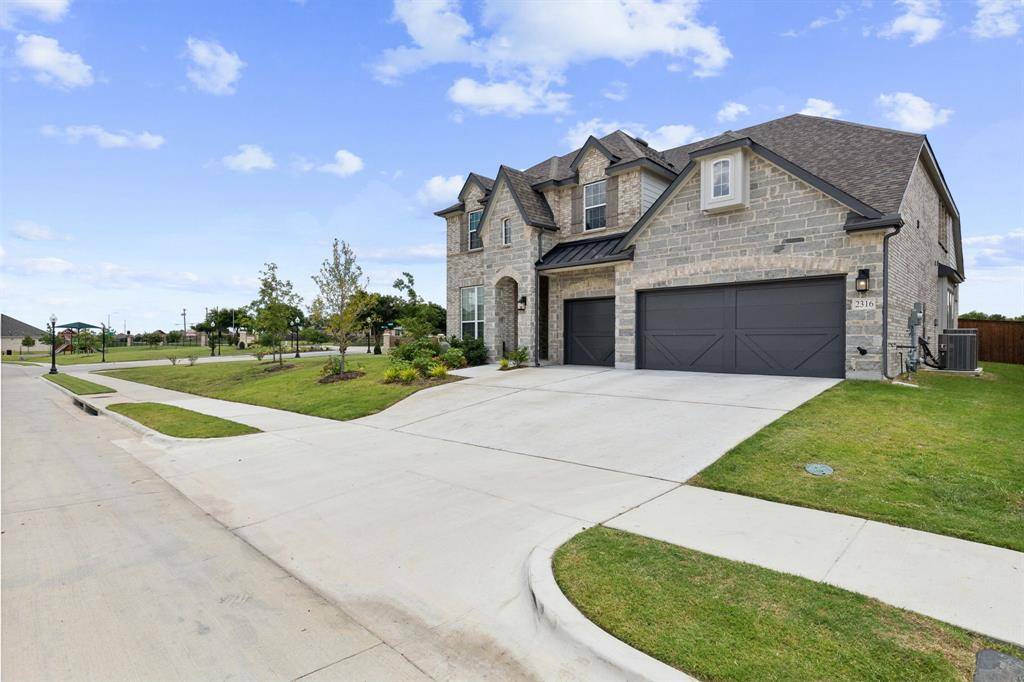 Mansfield, TX 76063,2316 Lannister Street