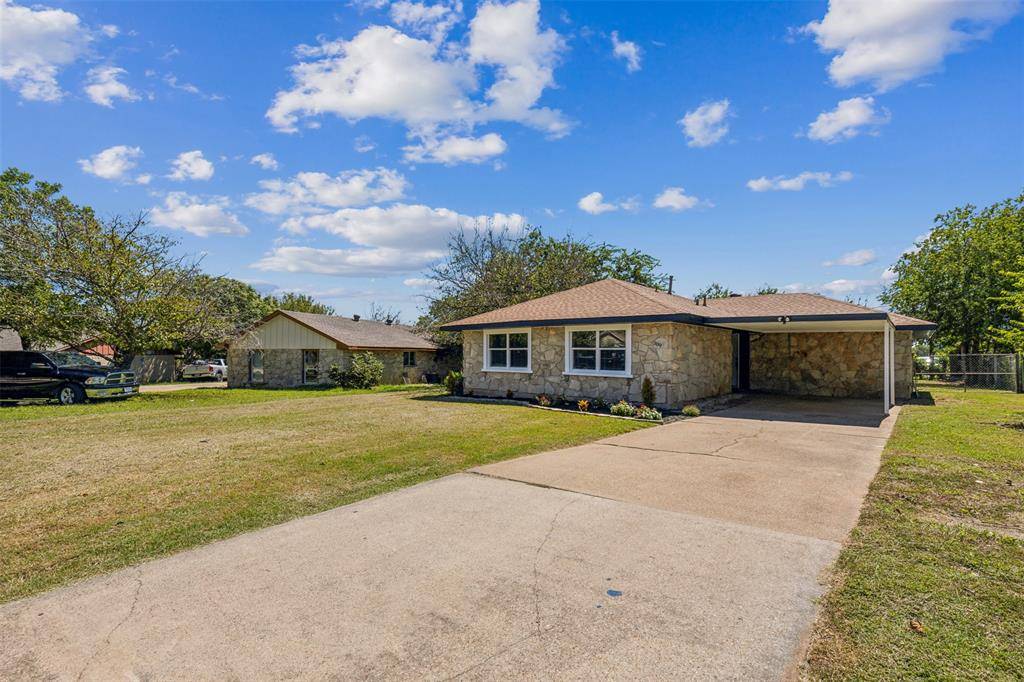 Granbury, TX 76048,309 Kessler Drive