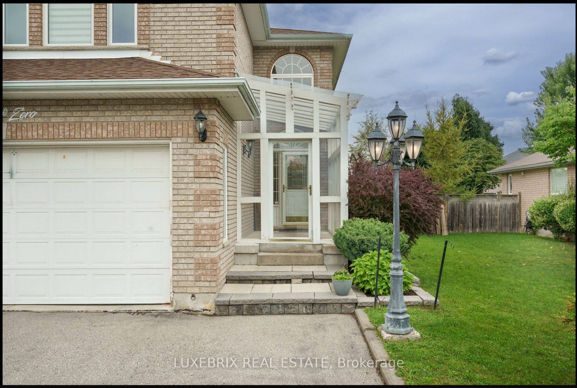 Innisfil, ON L9S 2B8,850 Leslie DR