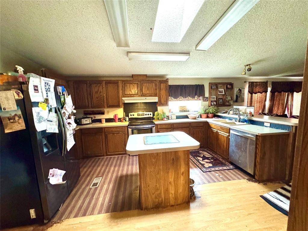 Woodward, OK 73801,Address not disclosed