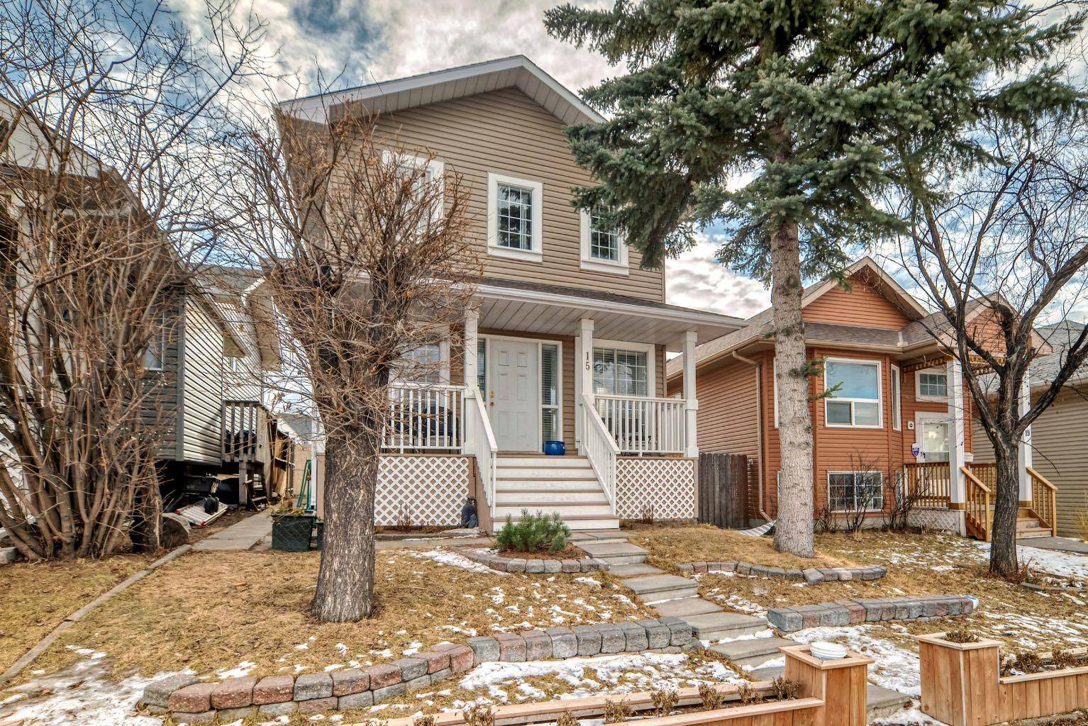 Calgary, AB T3J 3M8,15 Martinpark WAY NE