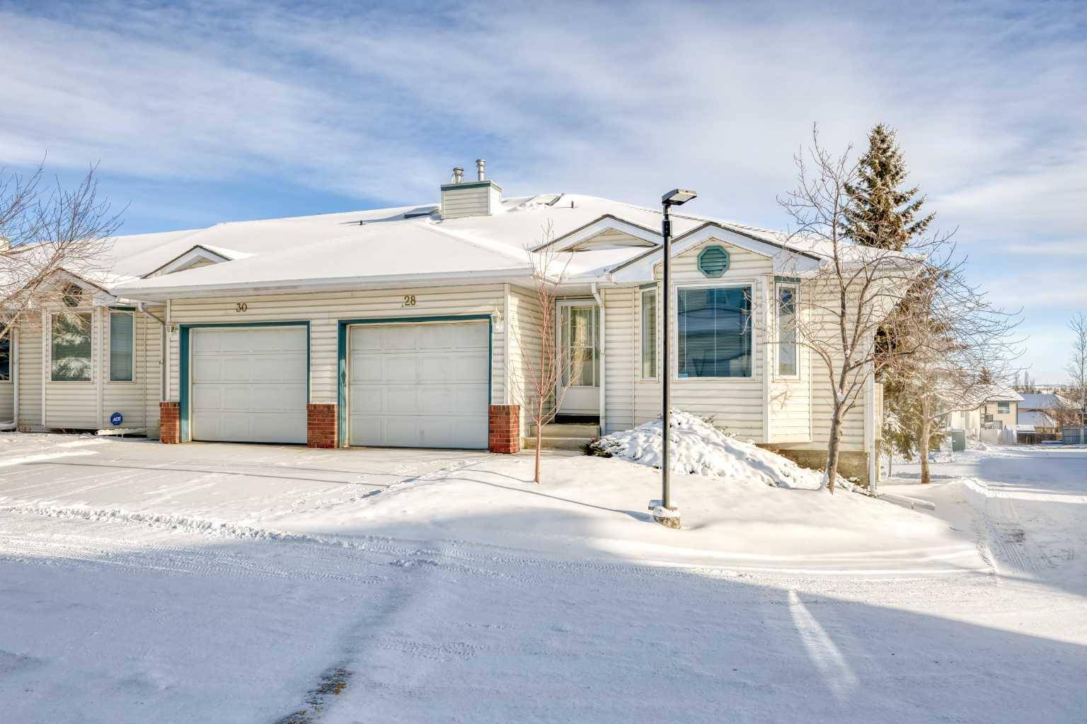 Calgary, AB T3K 4S6,28 Harvest Oak CIR NE