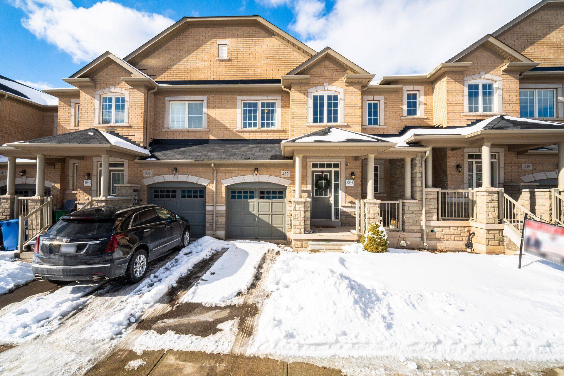 Oakville, ON L6H 0S2,437 Silver Maple RD