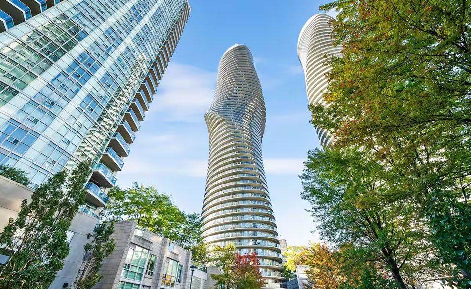 Mississauga, ON L4Z 0A9,60 Absolute AVE #2306