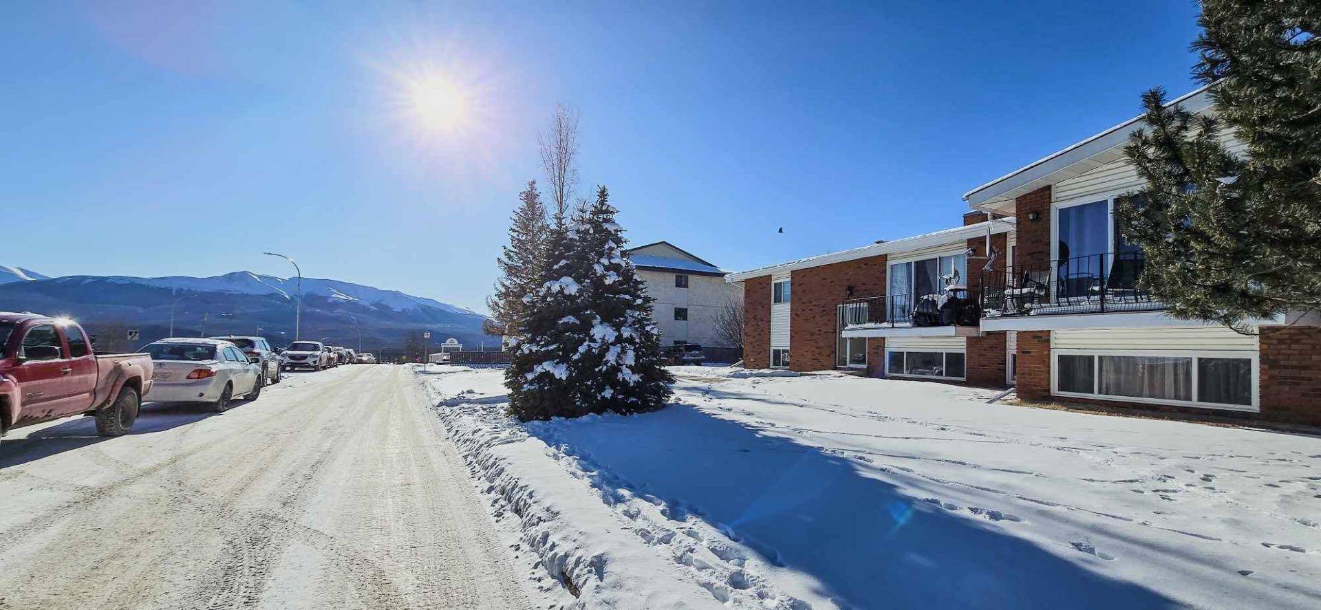 Grande Cache, AB T0E 0Y0,11114 Hoppe AVE #208