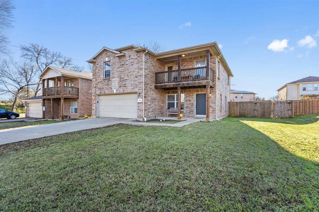 Hutchins, TX 75141,909 N Denton Street