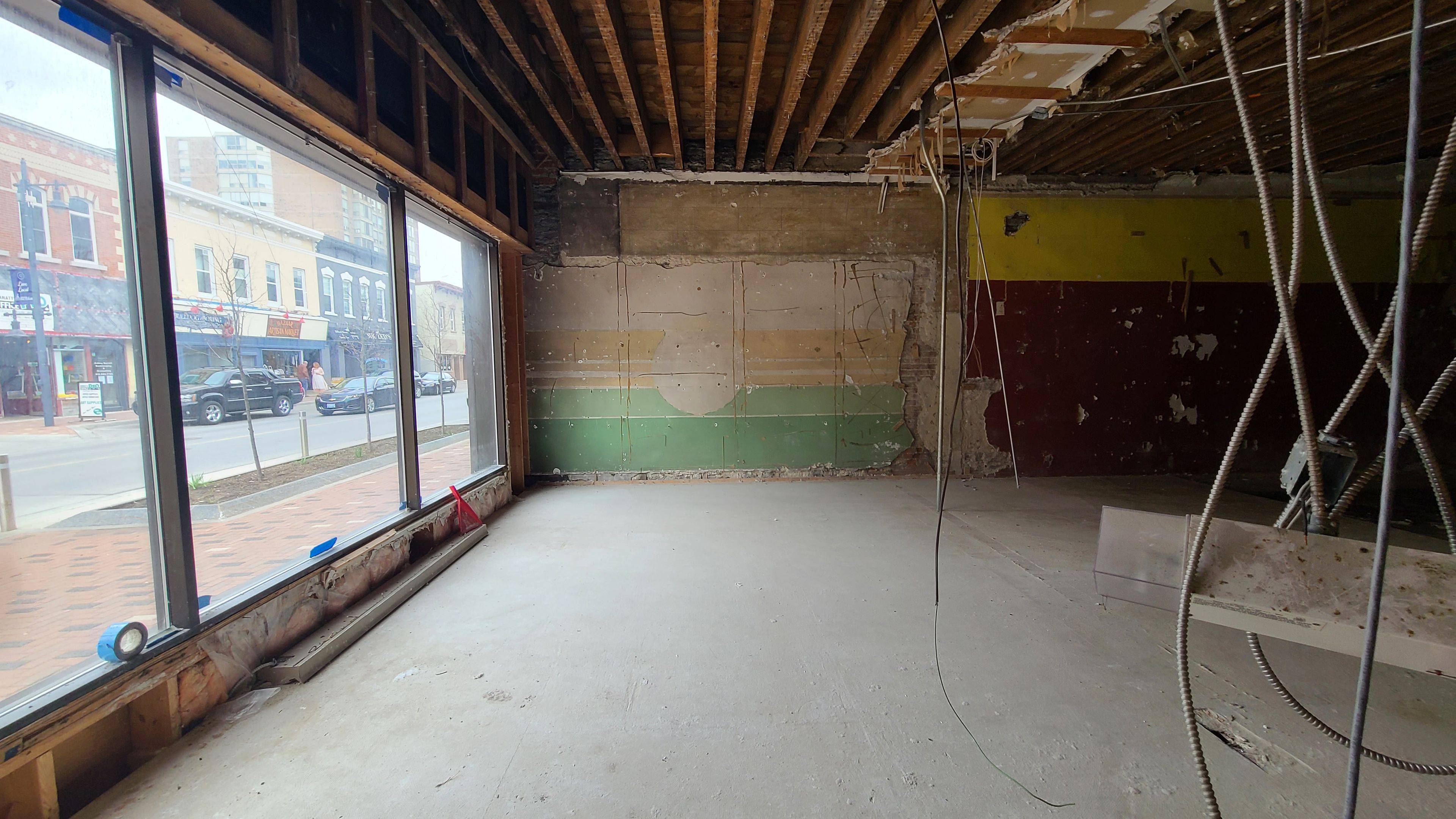 Belleville, ON K9N 2Z9,299 Front ST