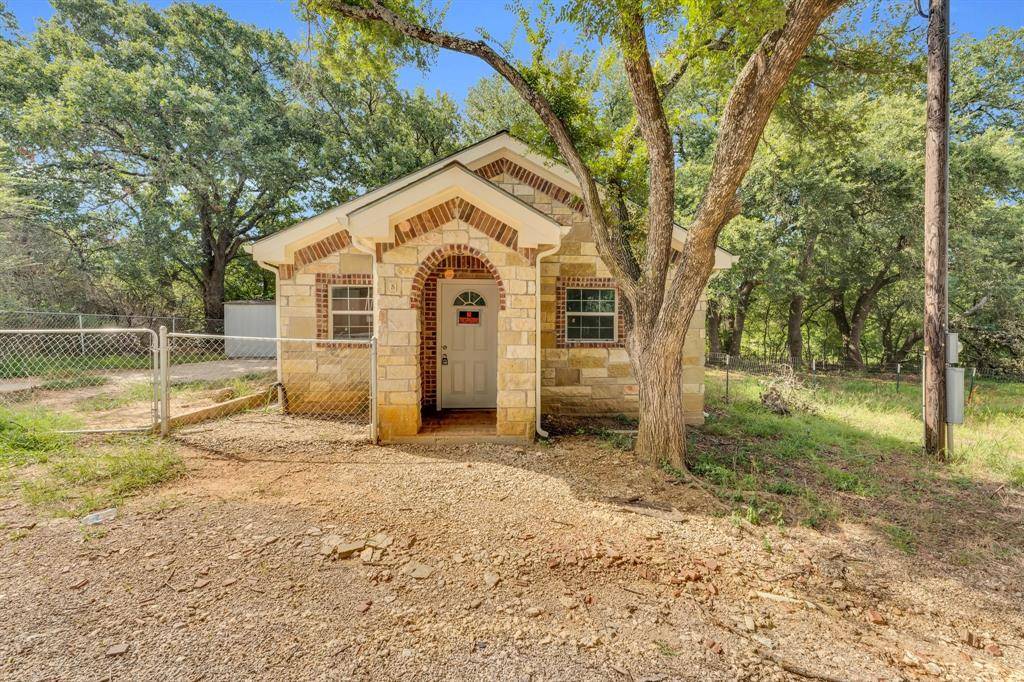 Alvarado, TX 76009,5 Pin Oak Street