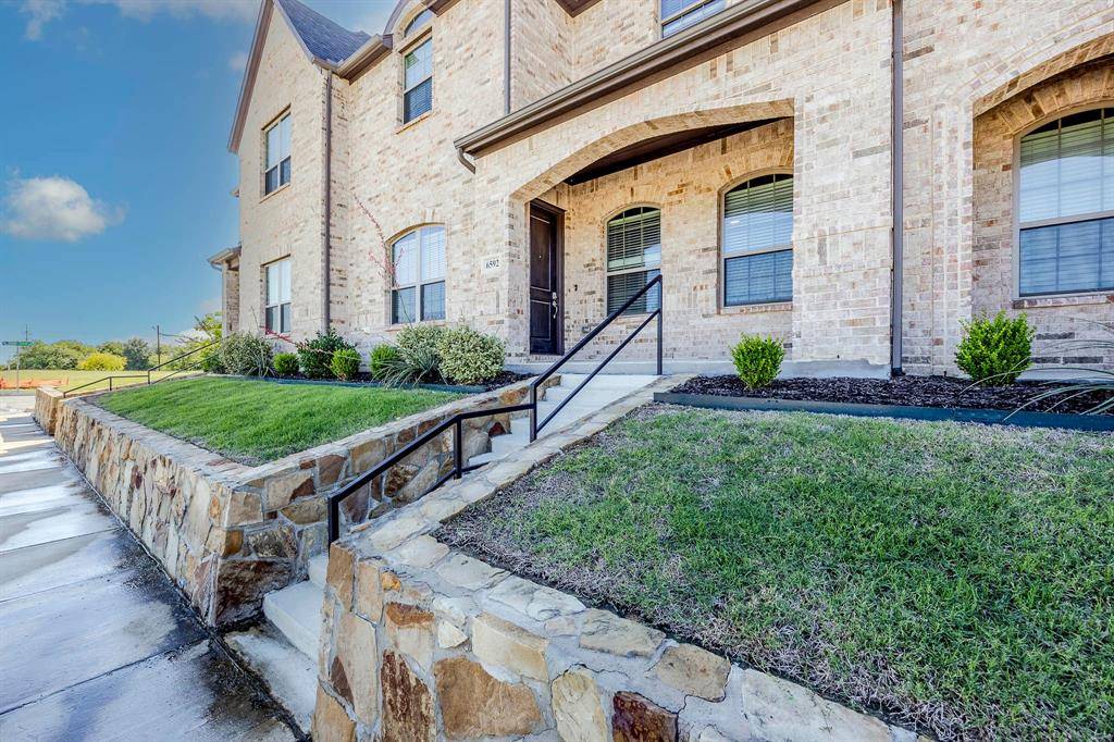 North Richland Hills, TX 76180,6592 Iron Horse Boulevard