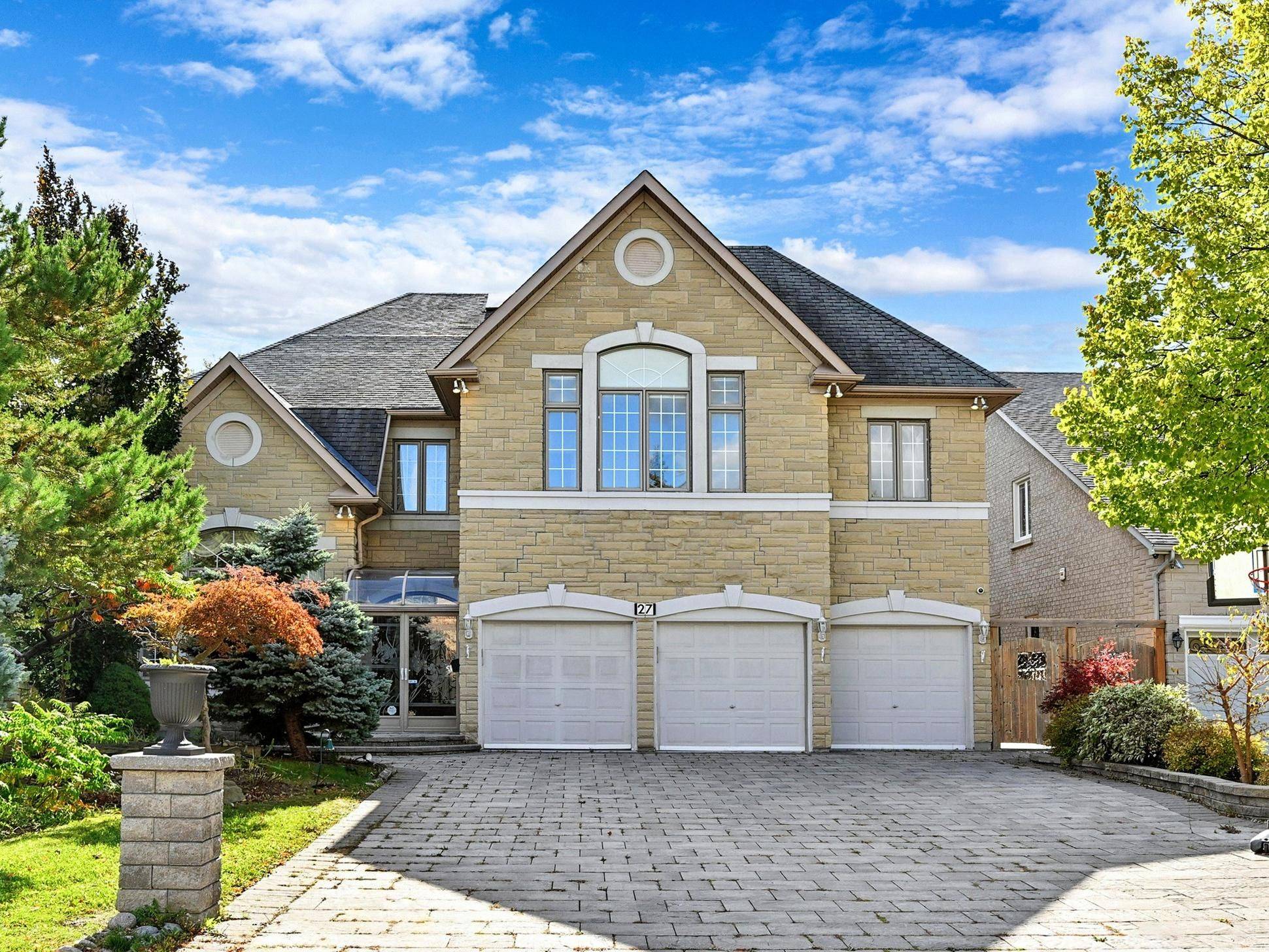 Richmond Hill, ON L4B 4B6,27 Brimwood CRES