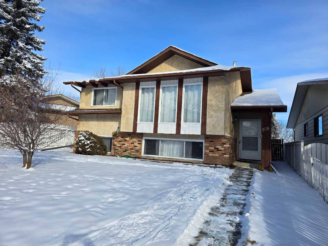 Calgary, AB T3K 1B9,108 Berwick WAY NW