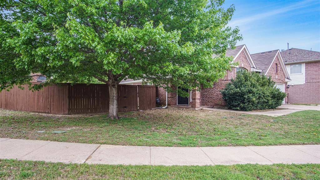 Fort Worth, TX 76137,7636 Lawnsberry Drive