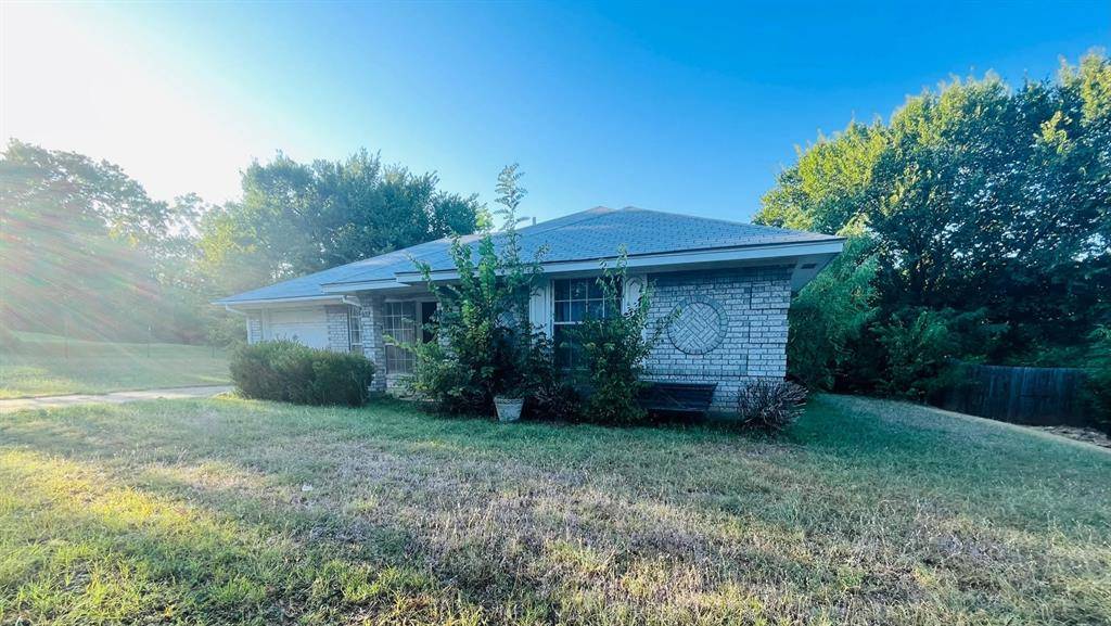 Keene, TX 76059,206 E Maple Street